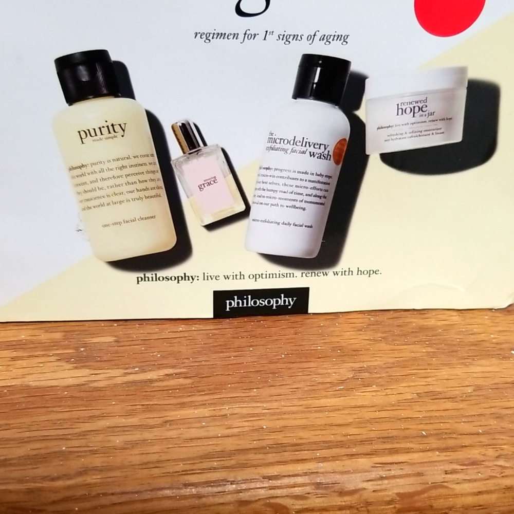 PHILOSOPHY GO FOR GLOW SET.